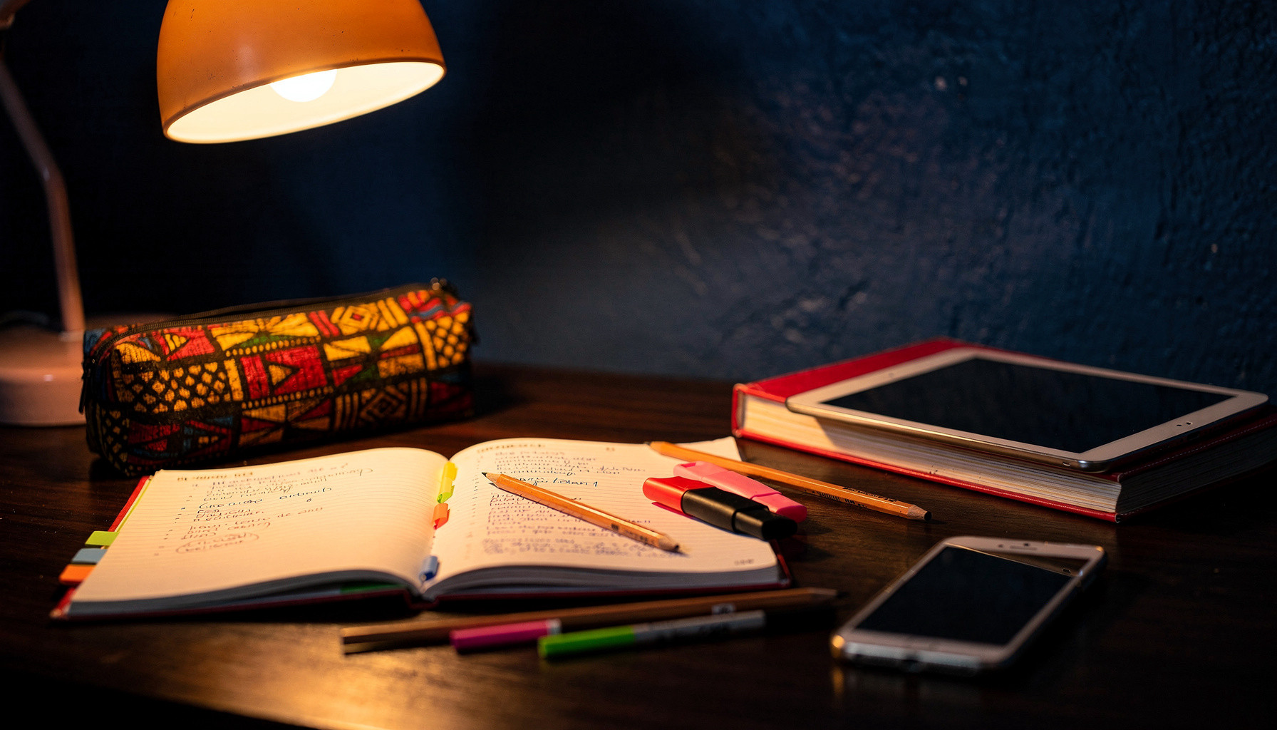 Up no Saber — marketplace de tutoria domiciliar website built with WebZum AI website creator
